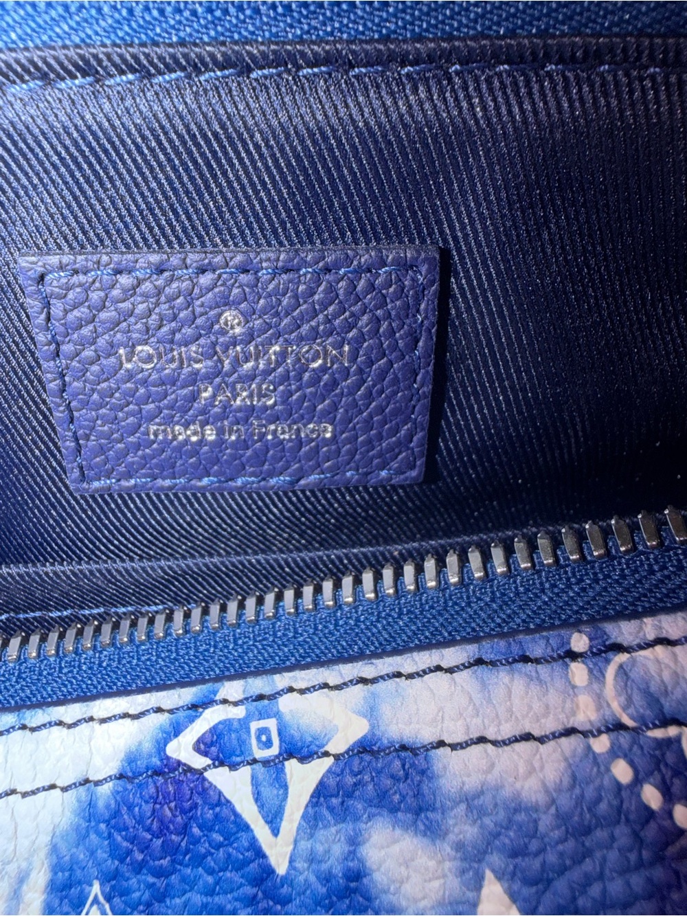 Pristine Louis Vuitton Monogram City Keepall Bandouliere Bag Bandana - Picture 12 of 17